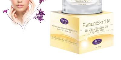 Crema iluminatoare pentru hidratare RadiantSkin HA